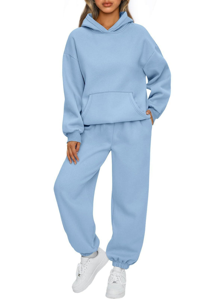 Ladies casual hoodie and jogger set with high wearing comfort Chic & Stil