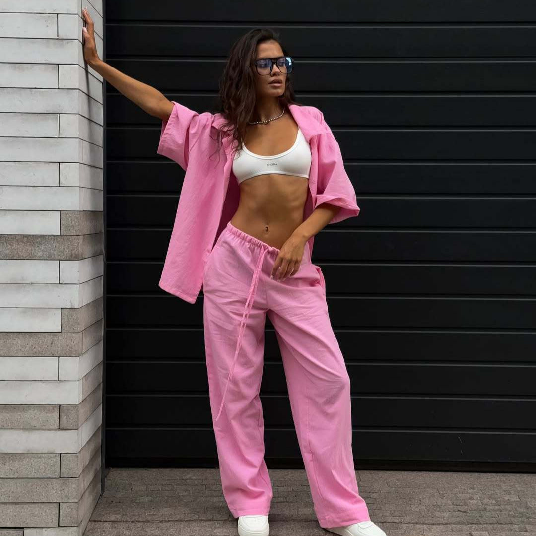 Casual women's set in lightweight fabric with loose pants and casual blouse Lune London