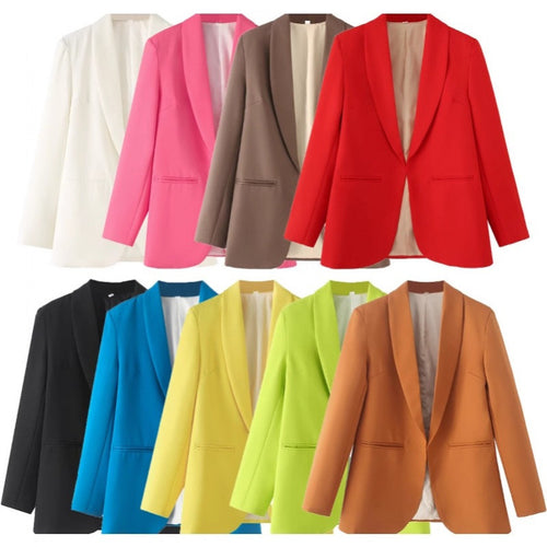Ladies elegant blazer with unique cut and pockets Amarae