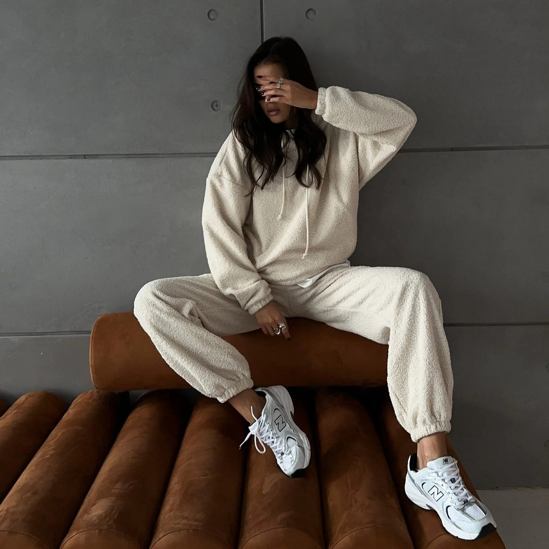 Ladies comfortable and stylish sweat set Amarae