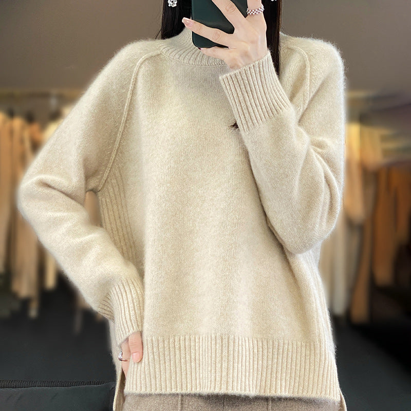 Cozy knit sweater for women with raglan sleeves and a fine ribbed texture Lune London