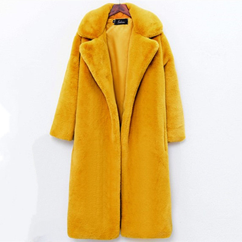 Ladies long coat in luxurious faux fur Lune London