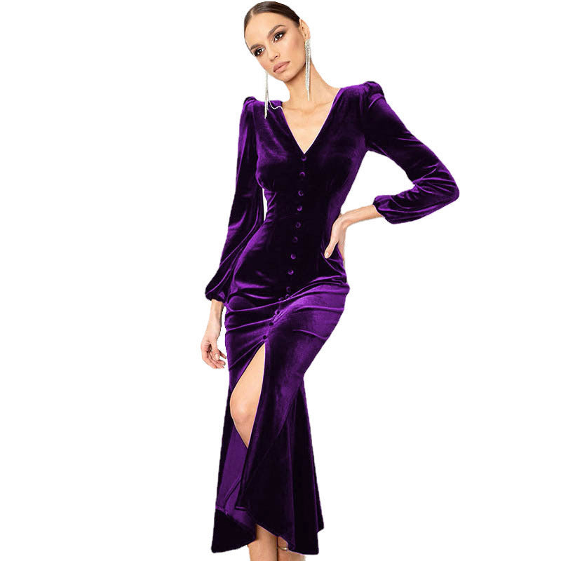 Maxi velvet dress for women with central button closure and side slit Lune London