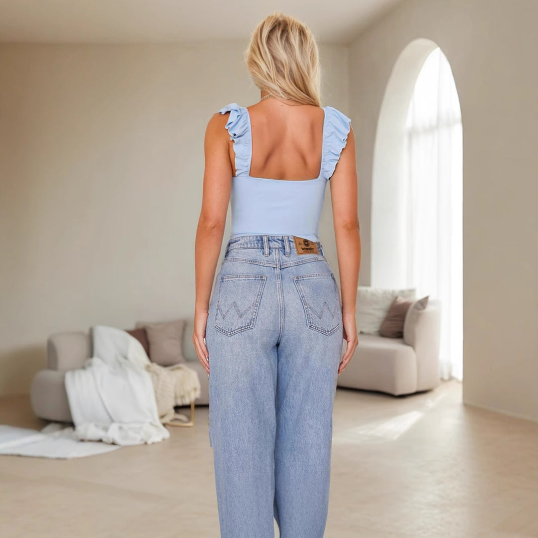 Haut ajusté pour femmes avec des détails de volants romantiques Chic & Stil