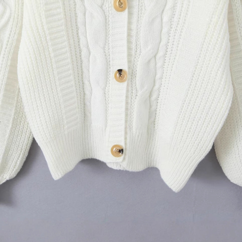 Cardigan confortable pour femmes avec décolleté en V Chic & Stil