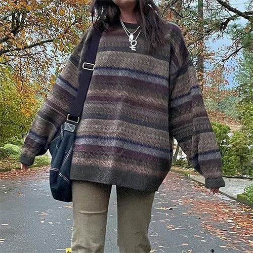 Pullover oversized confortable pour femmes avec un motif rayé coloré et des manches larges Chic & Stil