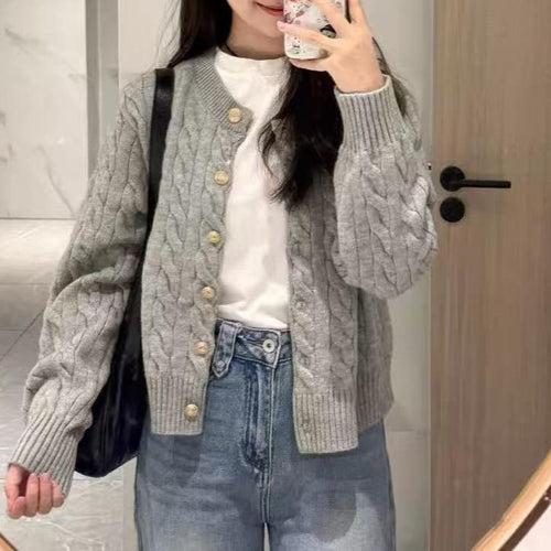 Cardigan Femme Douillet avec Motif en Maille Cablée Chic & Stil