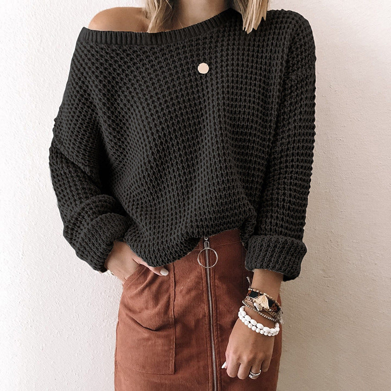 Women loose knit sweater with spiral structure and wide neckline Lune London