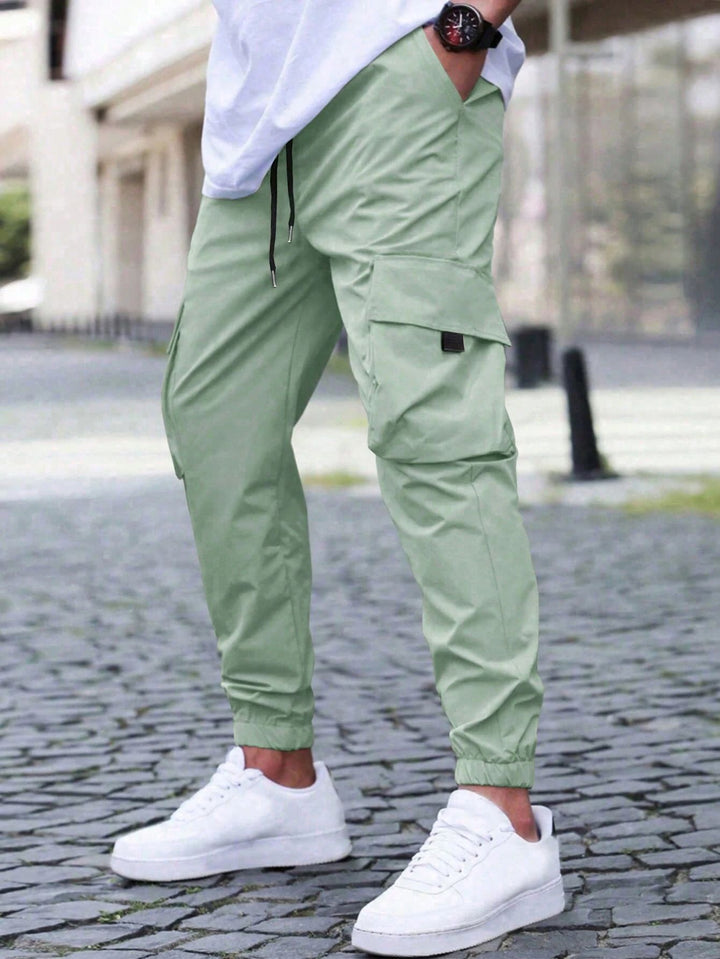 Men's cargo pants with elastic waistband and practical side pockets Lune London