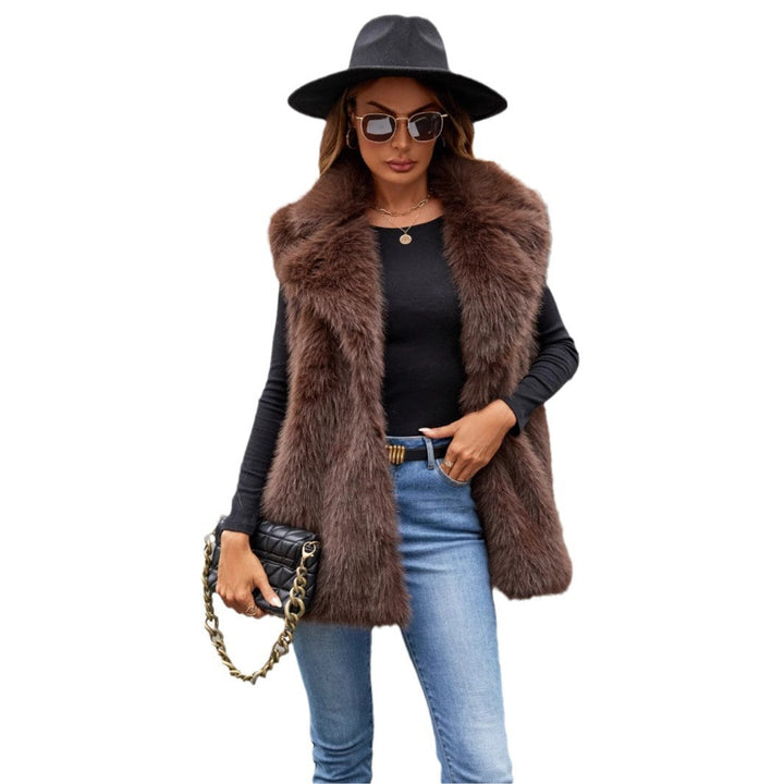 Women’s Faux Fur Vest with Elegant Cut and Voluminous Collar Lune London