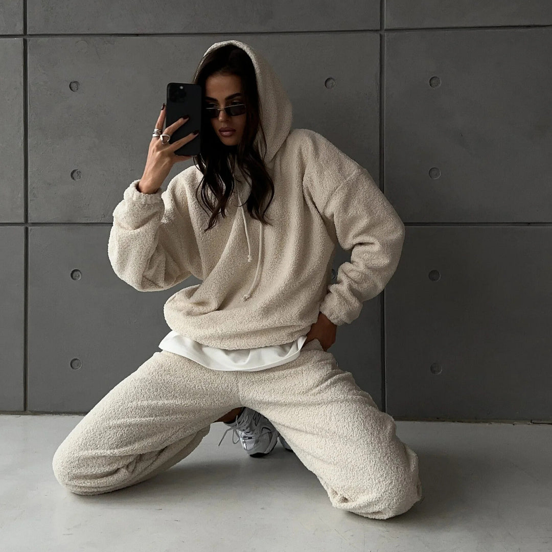 Ladies comfortable and stylish sweat set Amarae