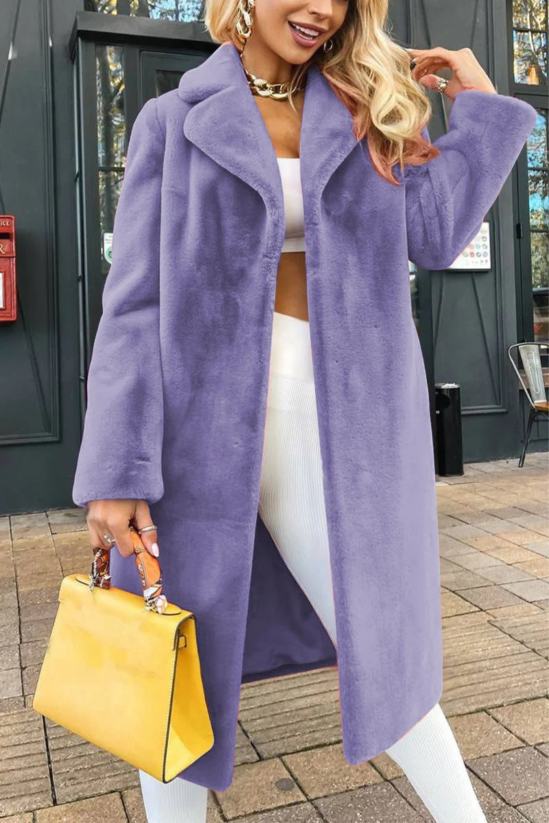 Women Elegant long coat in soft fleece with lapels and side pockets Lune London