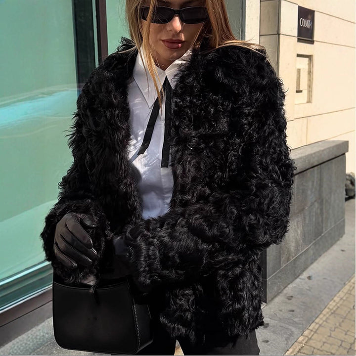 Women's Boxy Short Coat made of crinkled Faux Fur with structured wave pattern and open front Amarae