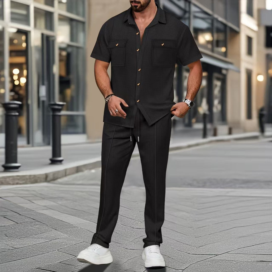 Fashion casual suit for men with striped pattern and practical pockets Lune London
