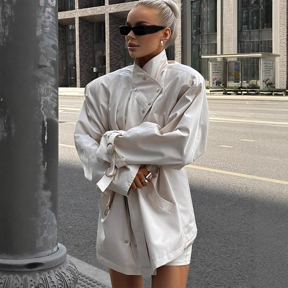 Women’s short trench coat in oversized look with extra wide lapel and snap button closure Amarae