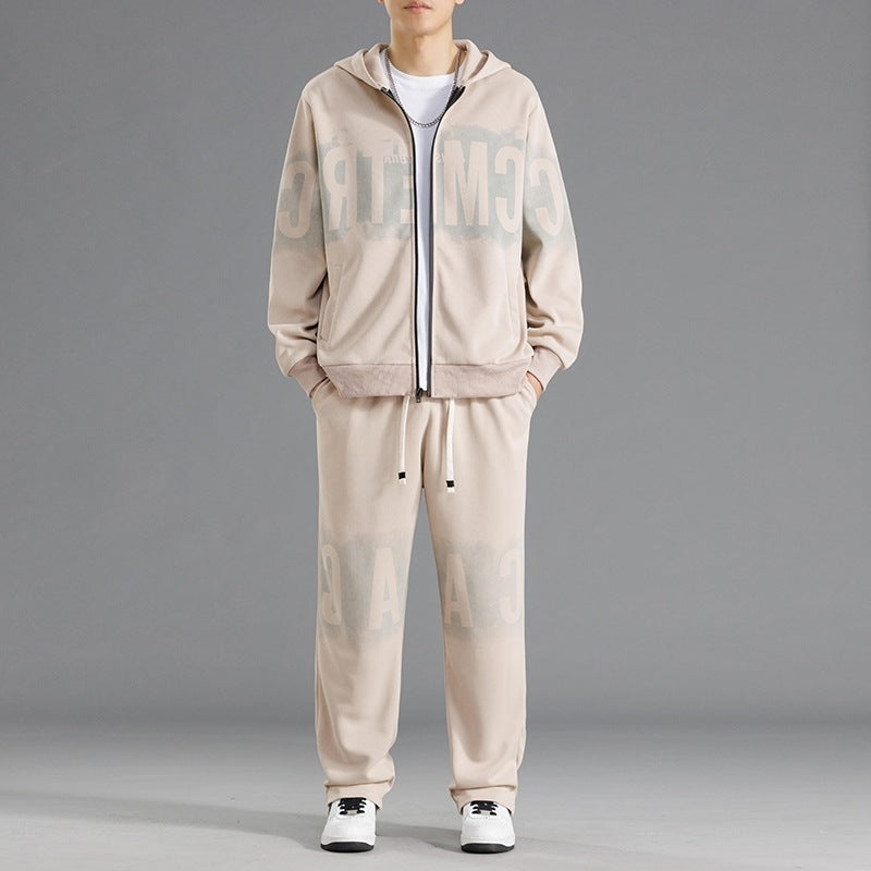 Men's sports suit with an innovative design and practical pockets Amarae