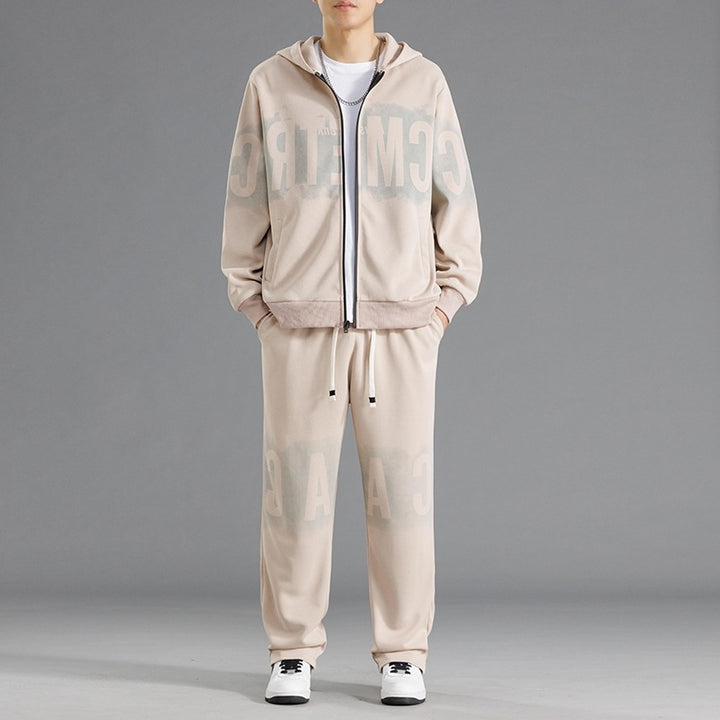 Men's sports suit with an innovative design and practical pockets Amarae