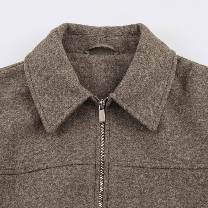 Women’s short jacket with balloon sleeves, wide shirt collar, and elastic hem Amarae