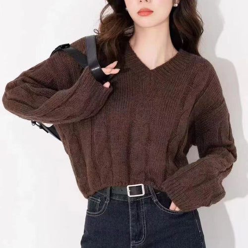 Pull en maille épaisse pour femmes avec un décolleté en V profond et une coupe décontractée Chic & Stil