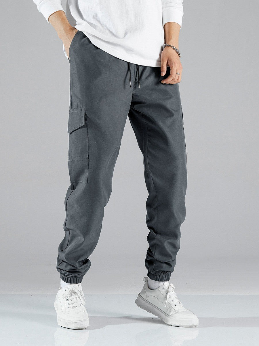 Men's cargo pants with elastic waistband and practical side pockets Lune London