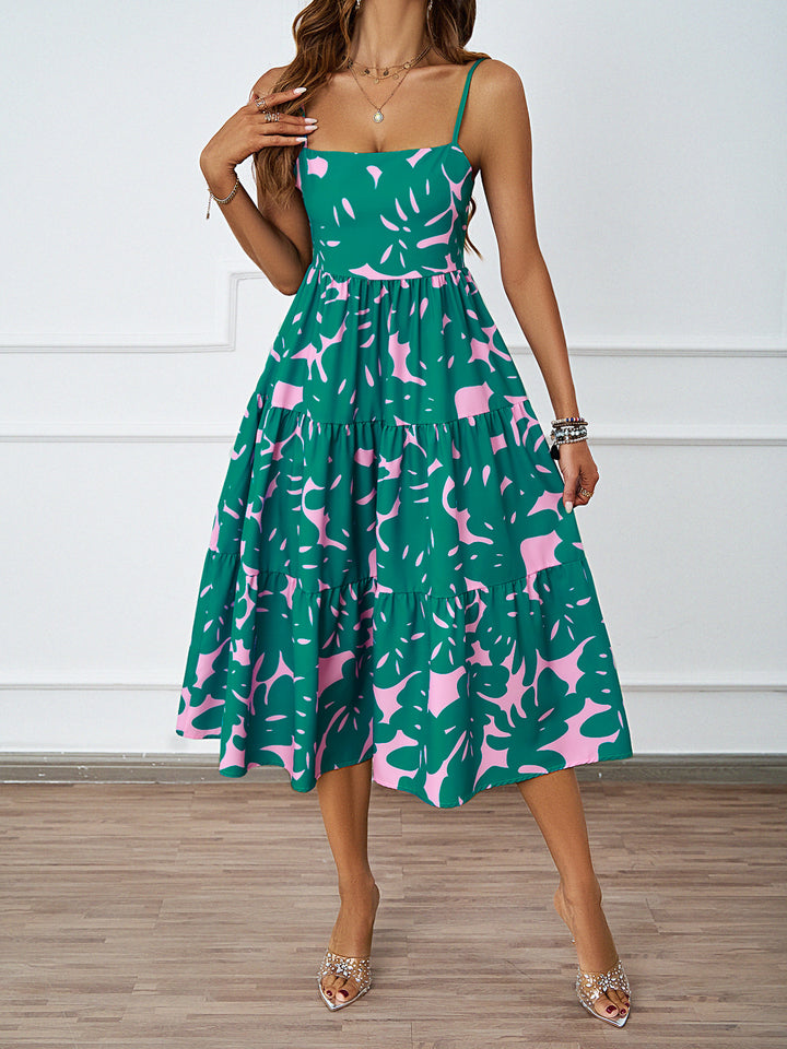 Midi dress for women with floral patterns and a voluminous skirt Chic & Stil