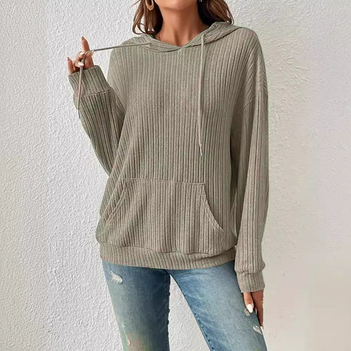 Casual hooded sweatshirt for women in fine ribbed knit Lune London