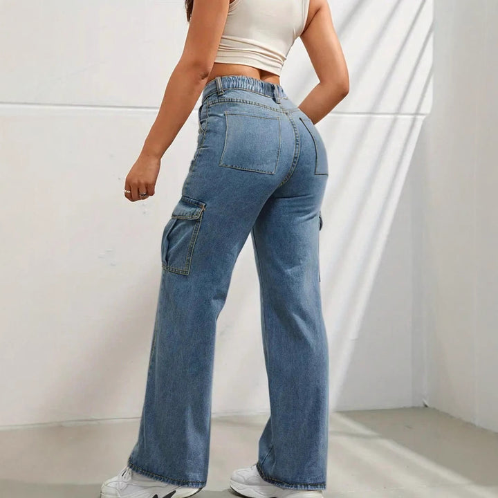 Women high-waisted wide cargo jeans with patch pockets and straight leg Amarae