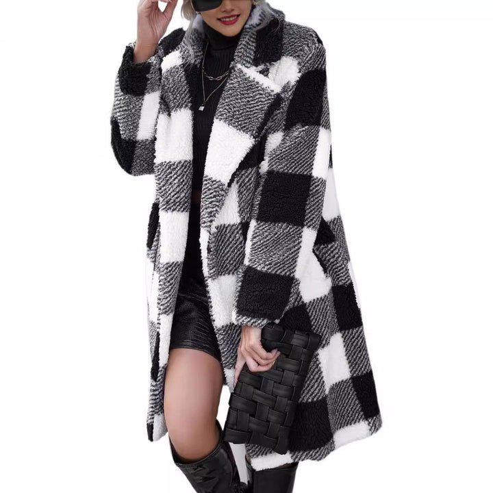 Lune London | Longer Coat - Oversized Fit - Soft Sherpa Texture - Checkered Pattern - Wrap Collar