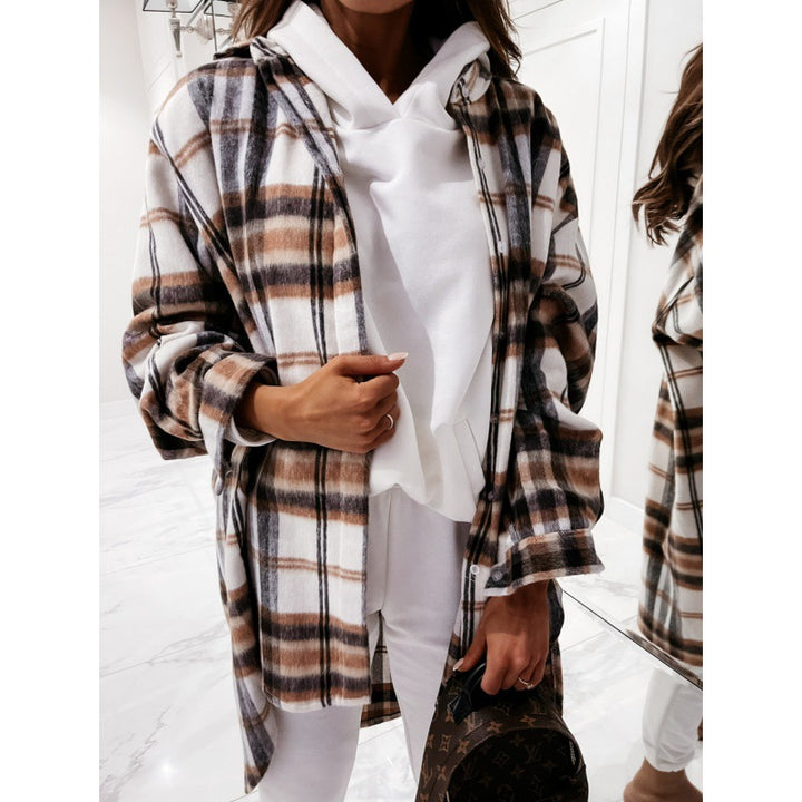 Oversized checked jacket for women with a soft fleece feel and a relaxed fit Lune London