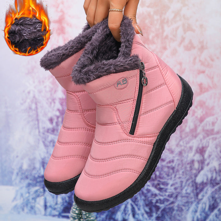 Thermal winter boots for women with cozy lining and side zip Lune London