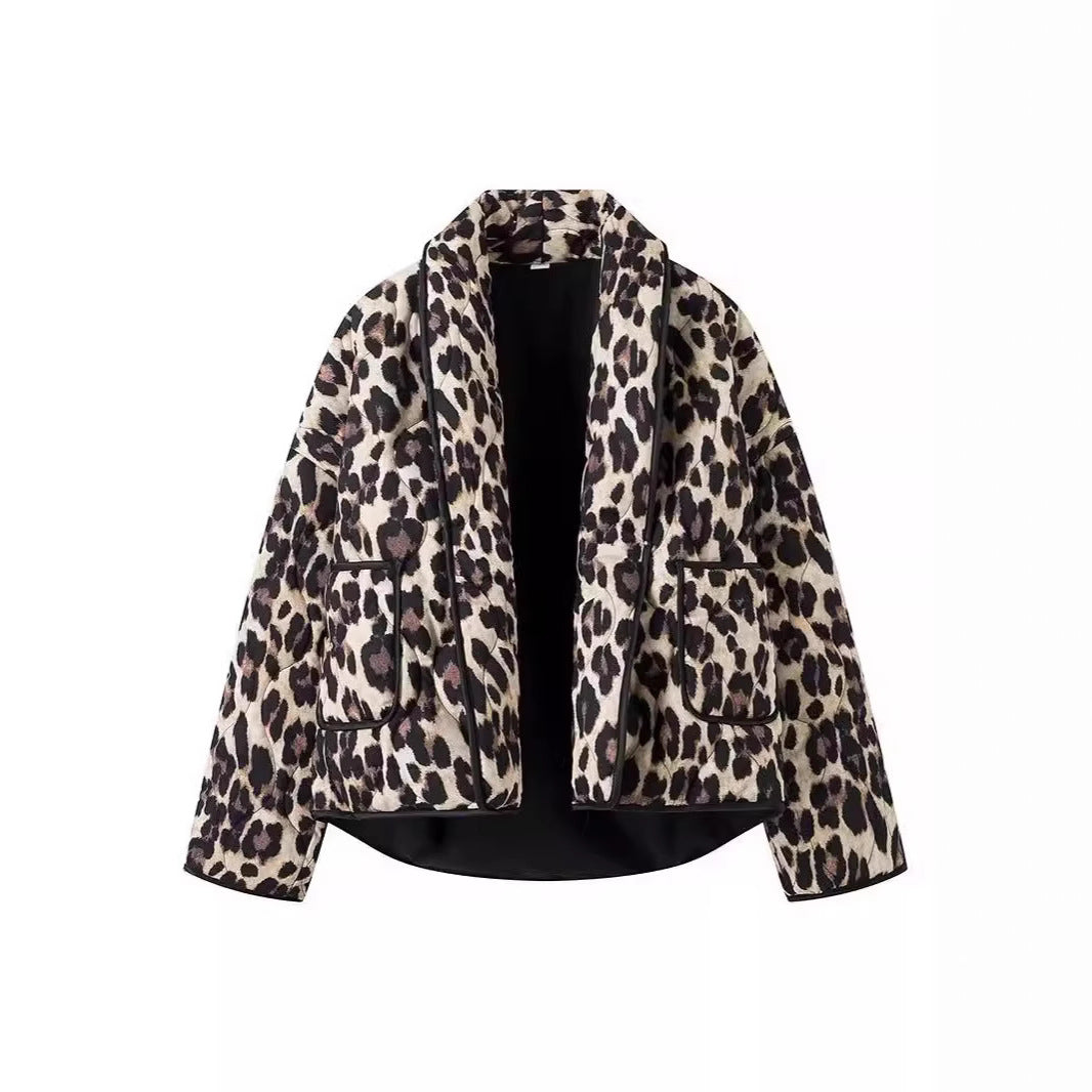 Quilted jacket for women with elegant leopard print Lune London