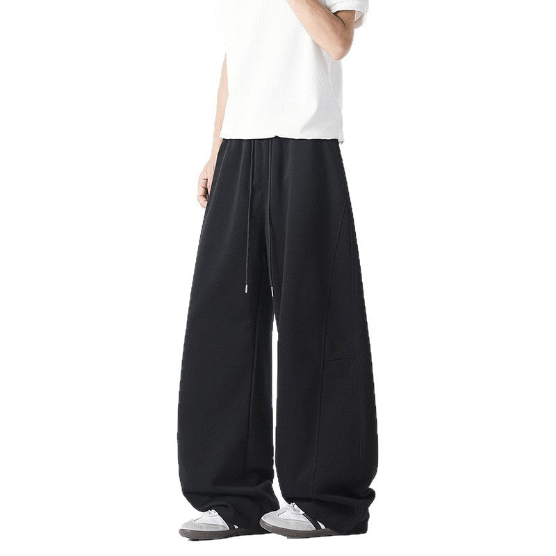 Casual wide pants for men with elastic waistband and practical side pockets Lune London