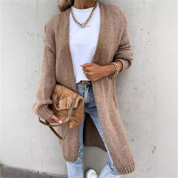Knit coat for women with a casual open design and a soft material Lune London
