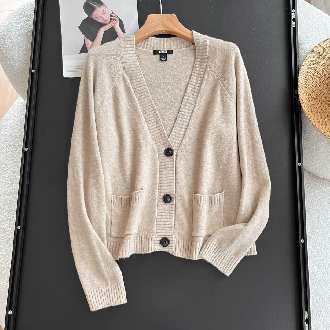 Cardigan Élégant pour Femmes avec Poches Pratiques Chic & Stil