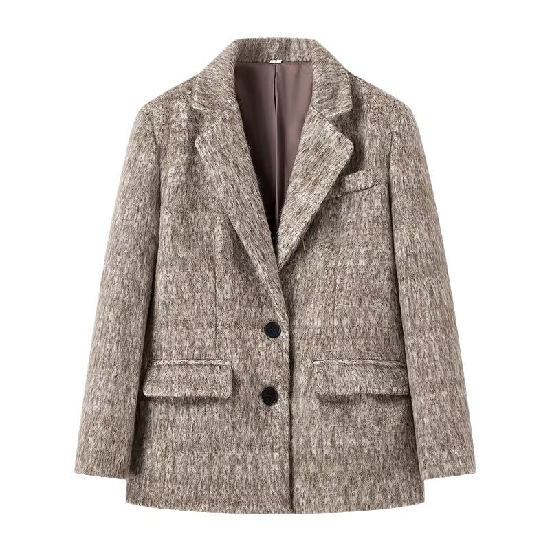 Ladies short blazer coat made of wool blend with bouclé structure and flap pockets Amarae