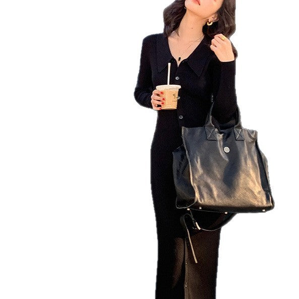 Maxi knit dress for women with button closure and trendy collar Lune London