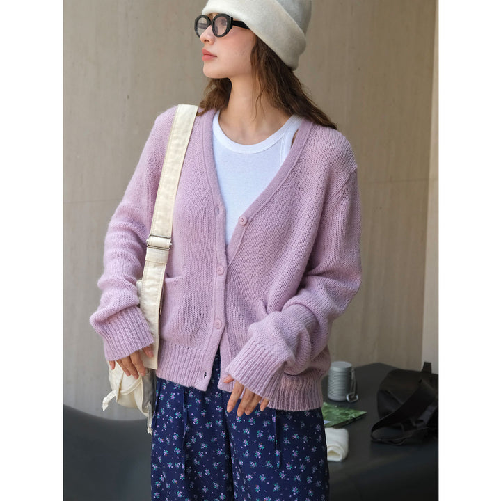 Women's fluffy oversized cardigan in mohair look with V-neck and patch pockets