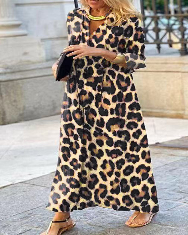 Maxi dress for women with a trendy leopard print and an elegant wrap design Lune London