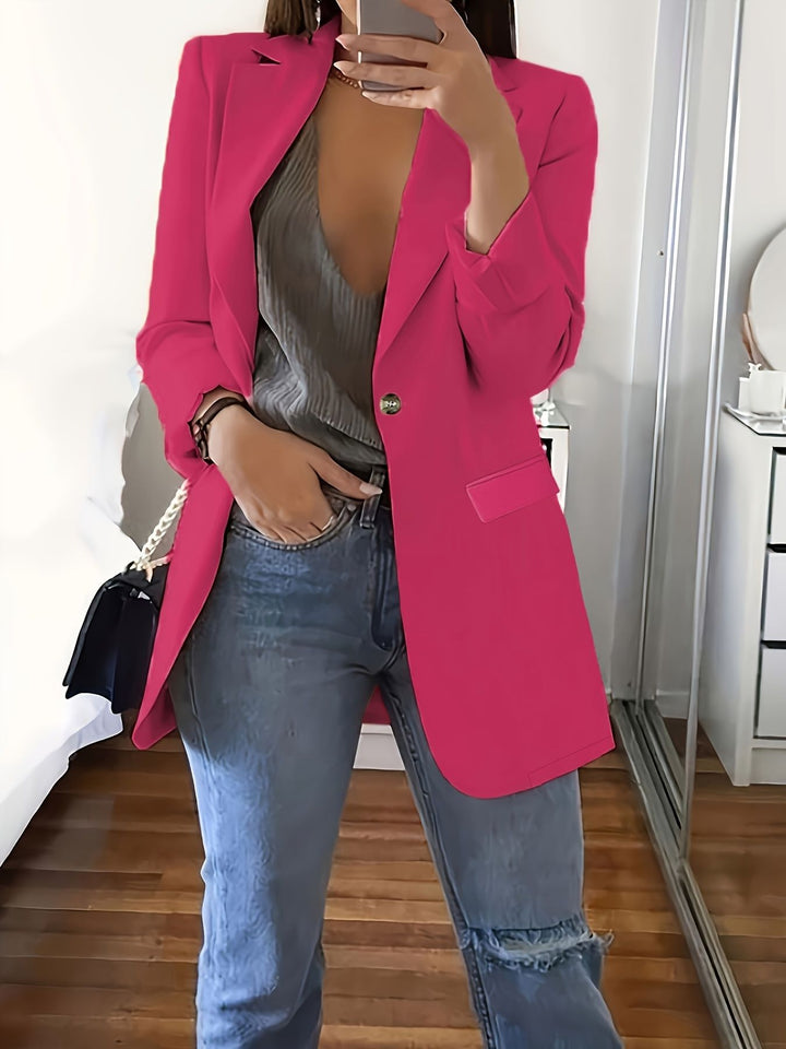 Elegant women's blazer with a sleek silhouette and practical pockets Lune London