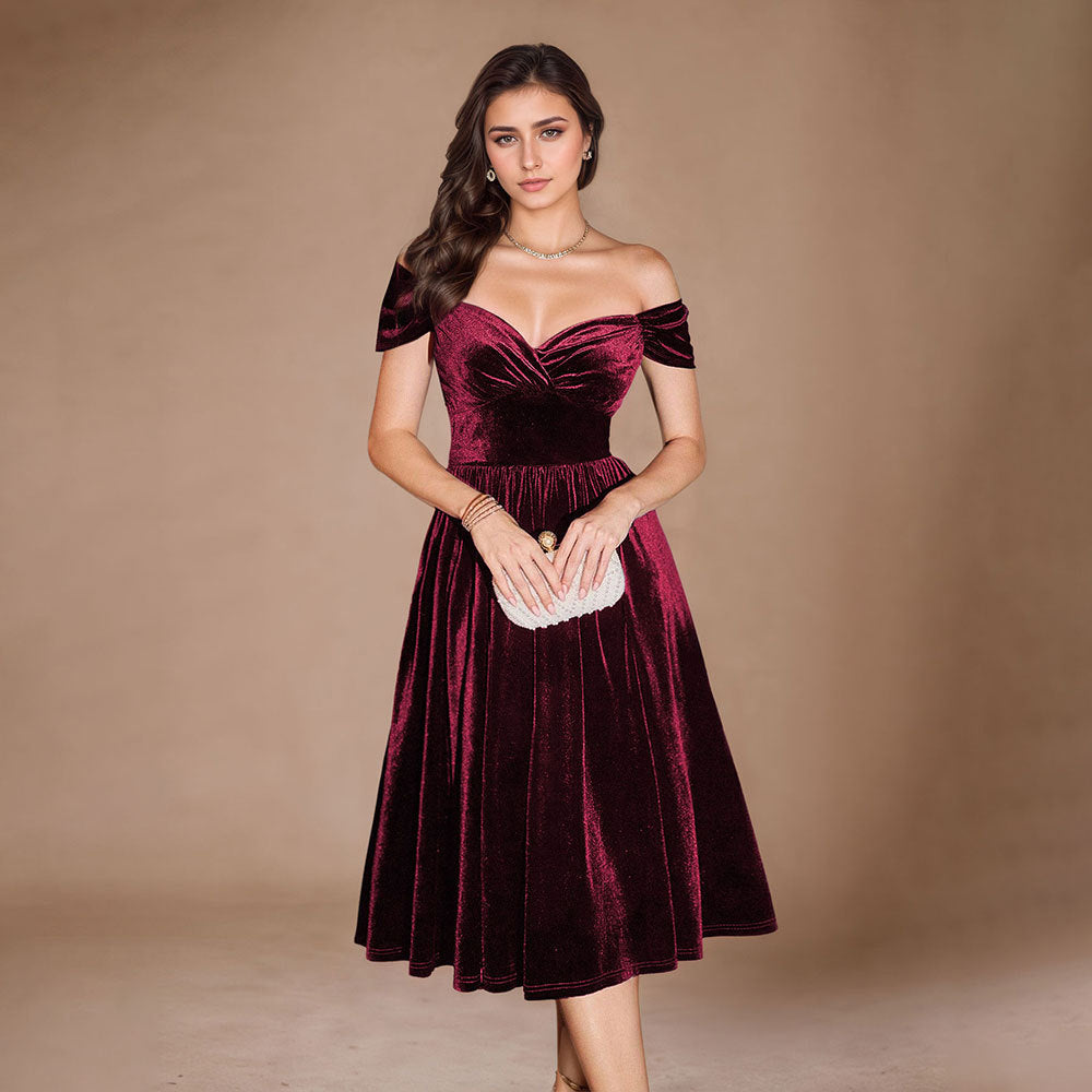 Robe midi femme en velours luxueux avec décolleté en V profond et coupe élégante Chic & Stil