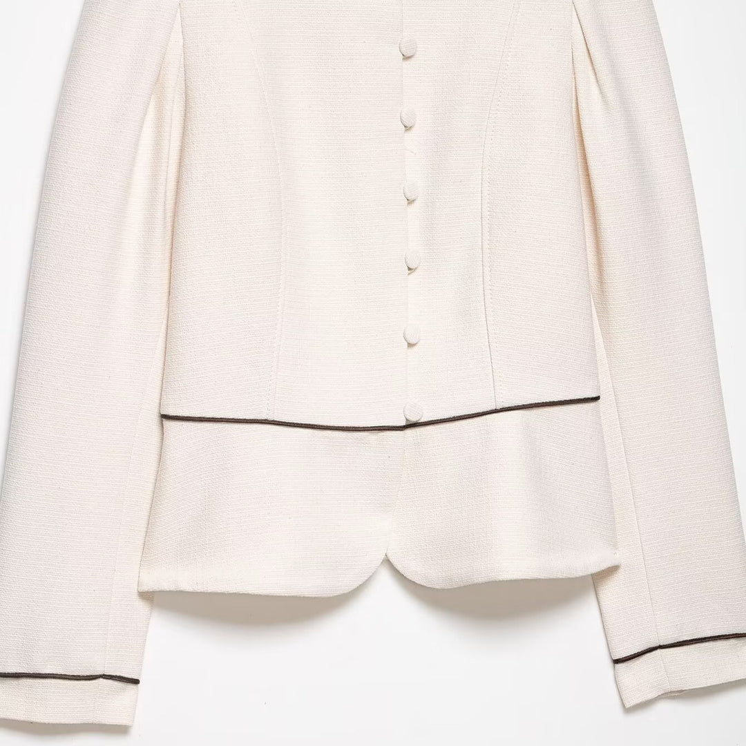 Ladies short blazer in bouclé look with stand-up collar, decorative piping and covered buttons Amarae