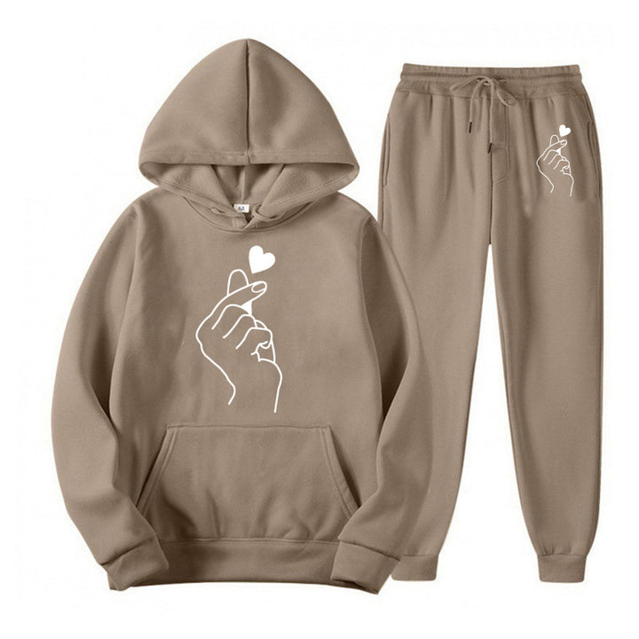 Women's tracksuit with creative heart motif and comfortable fit Lune London