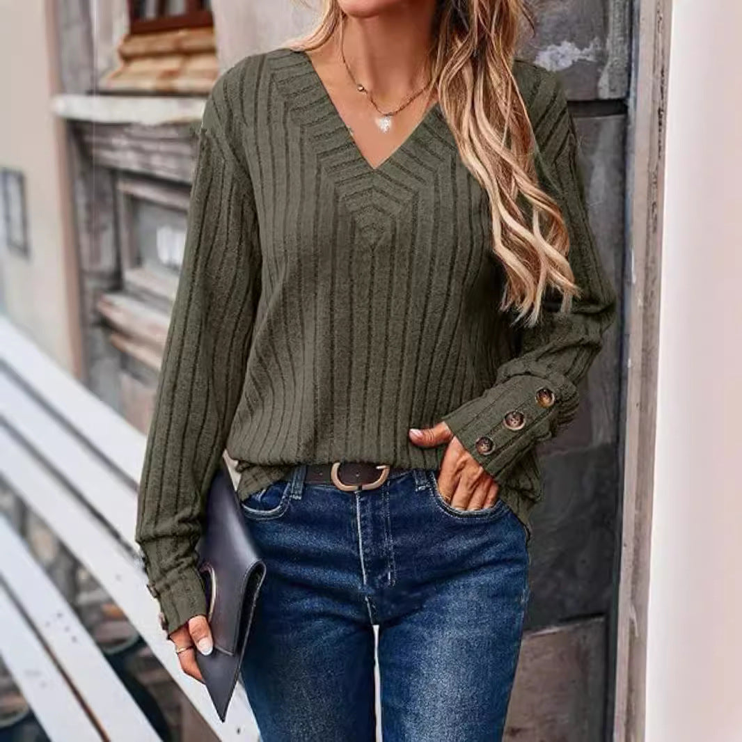 Women's sweater with V-neck and textured design Lune London