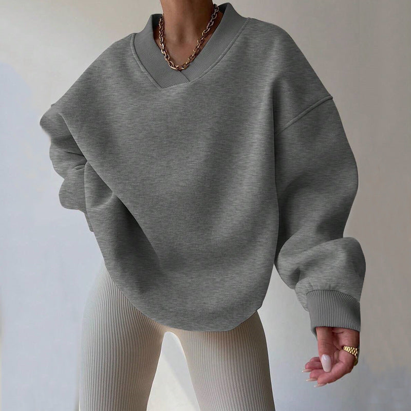 Oversized sweatshirt for women with deep V-neck and relaxed fit Lune London