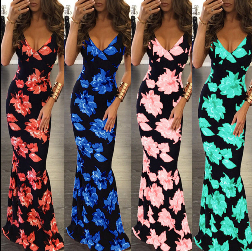 Elegant maxi dress for women with floral print and thin straps Lune London