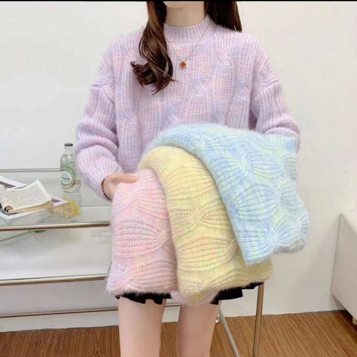 Chunky knit sweater for women with an innovative wave pattern Lune London
