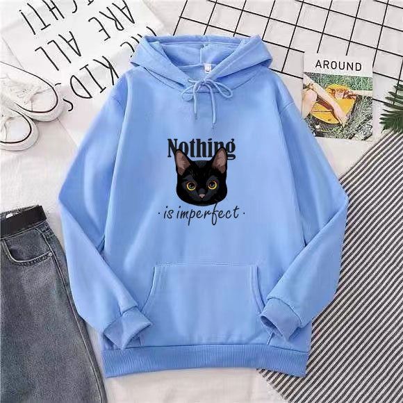 Women's Cozy Hoodie with Artistic Cat Design Chic & Stil
