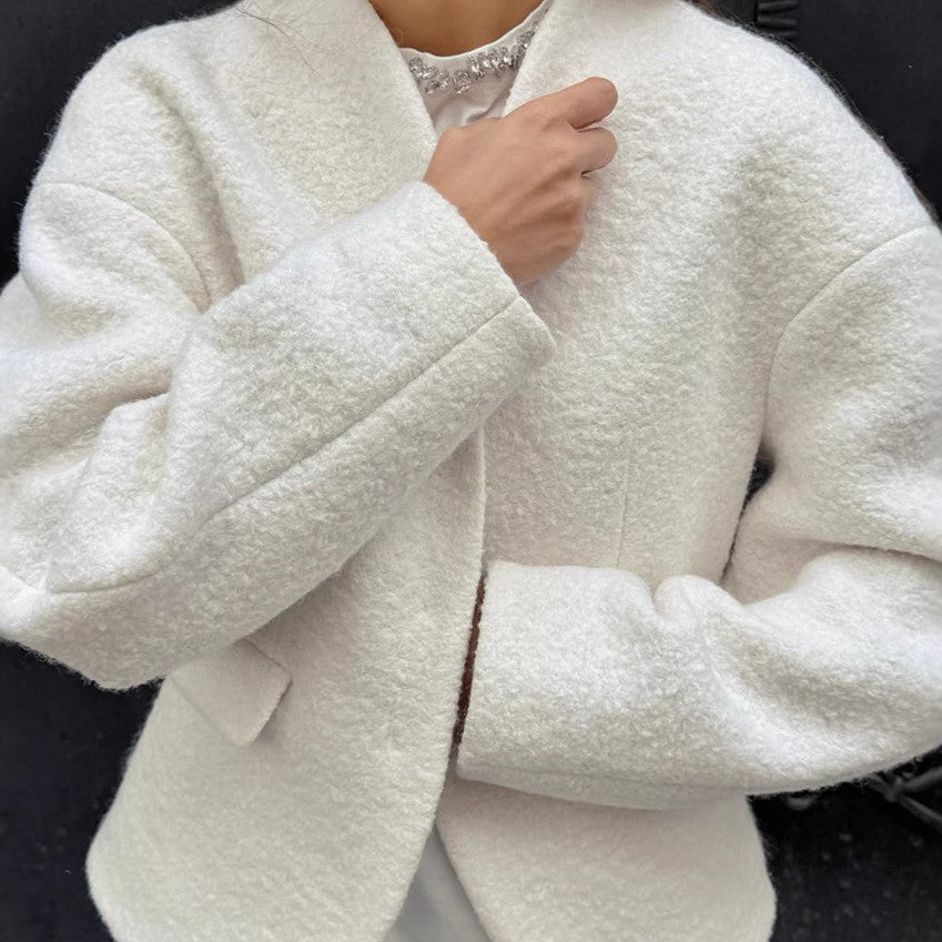 Lune London elegant boucle jacket for women with geometric cut and raglan sleeves
