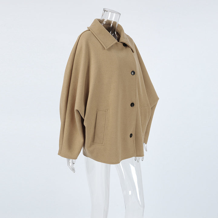 Oversized wool coat for women with classic cut Lune London