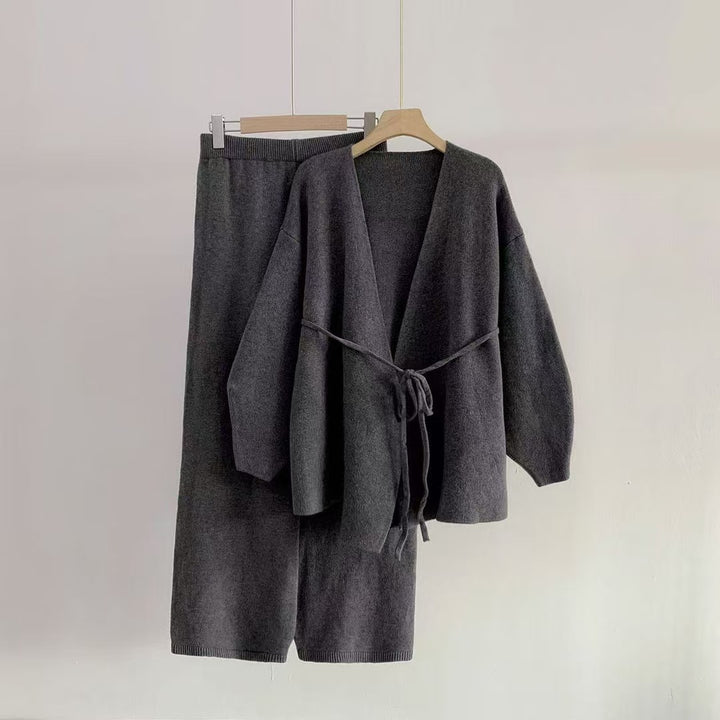 Veste enveloppante pour femmes avec une coupe décontractée et large Chic & Stil